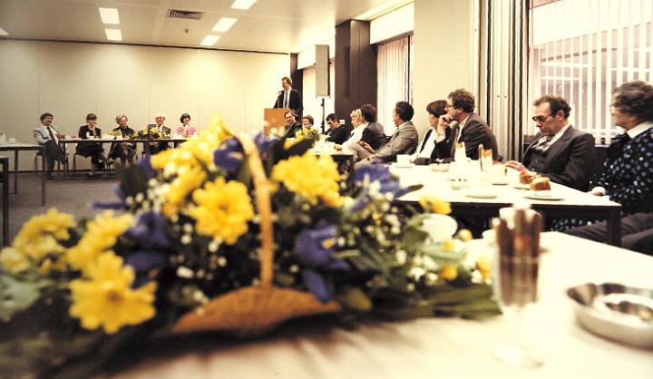 Frans neemt afscheid 25-2-83 B.jpg